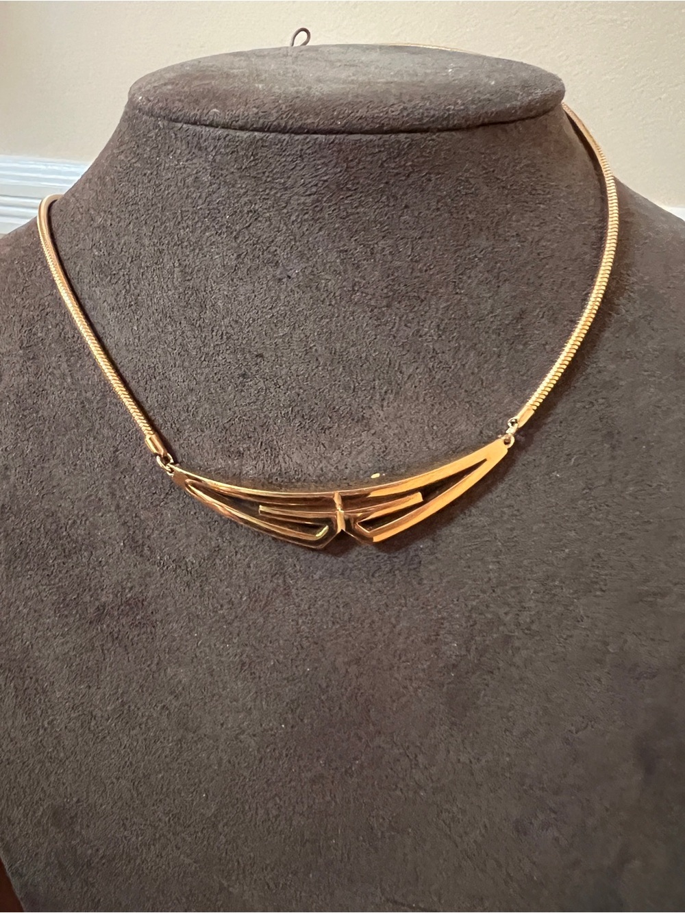 Givenchy Gold Tone G Logo Runway Statement Collar Necklace 1976 Signed Paris N.Y
